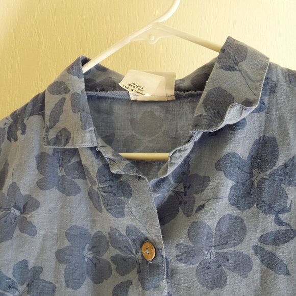 Cotton Studio blue linen blend short sleeve floral printed blouse M button down - Picture 2 of 4